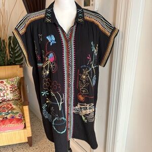 JOHNNY WAS BIYA Black Dionne Tunic Button up Cotton Embroidered Dolman Sleeve. M